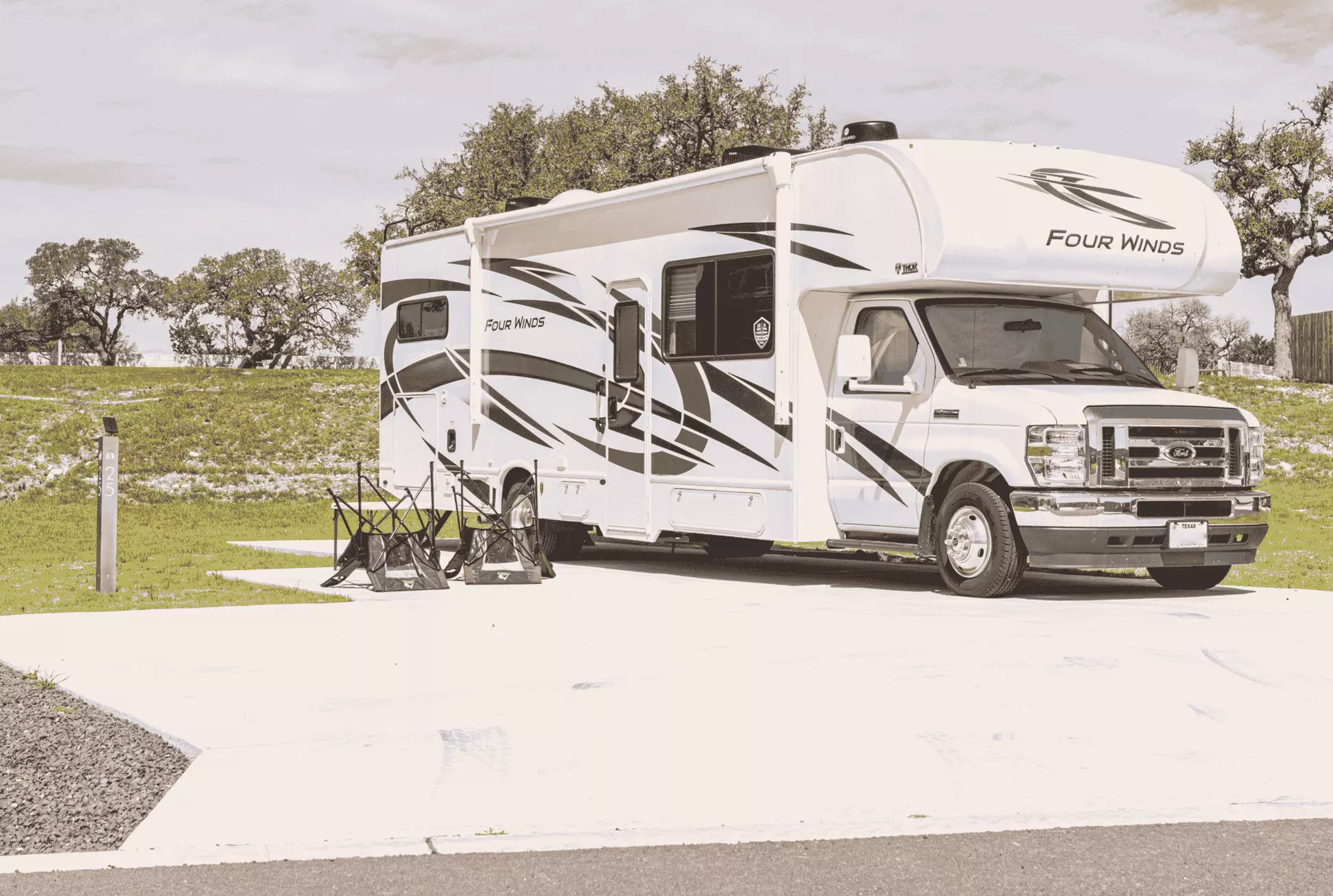 Deluxe RV Site 025 0 bedroom Site in Fredericksburg Firefly Resort