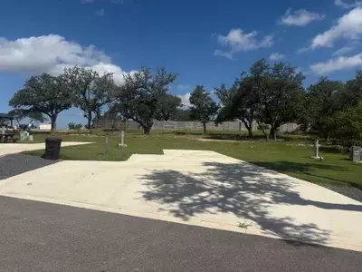 Deluxe RV Site 073