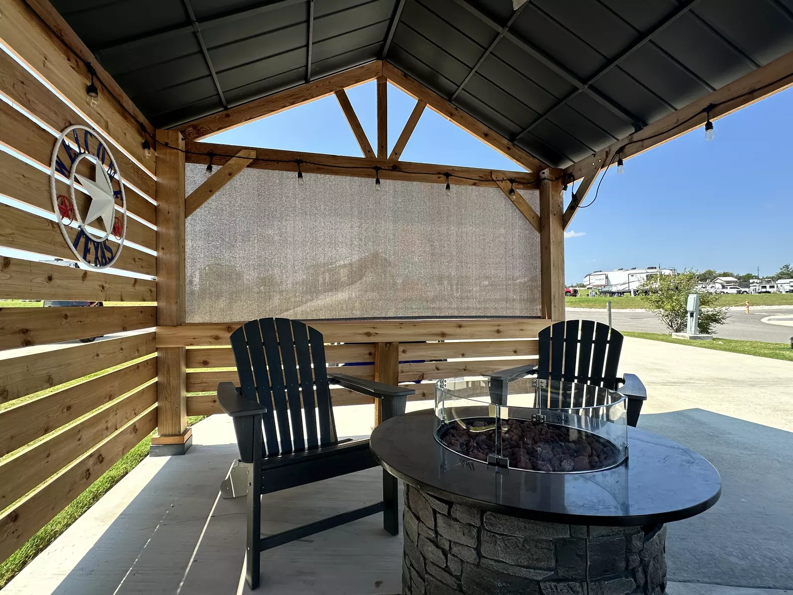 Executive Site FF 111